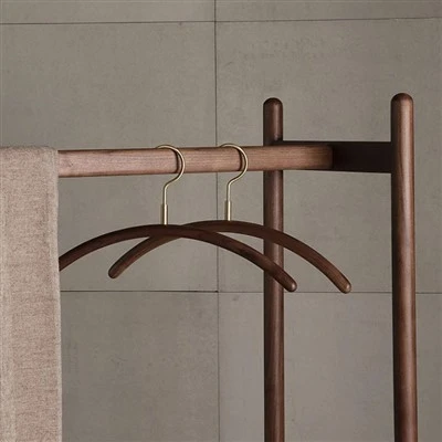 Móc treo khách sạn bằng gỗ cổ điển